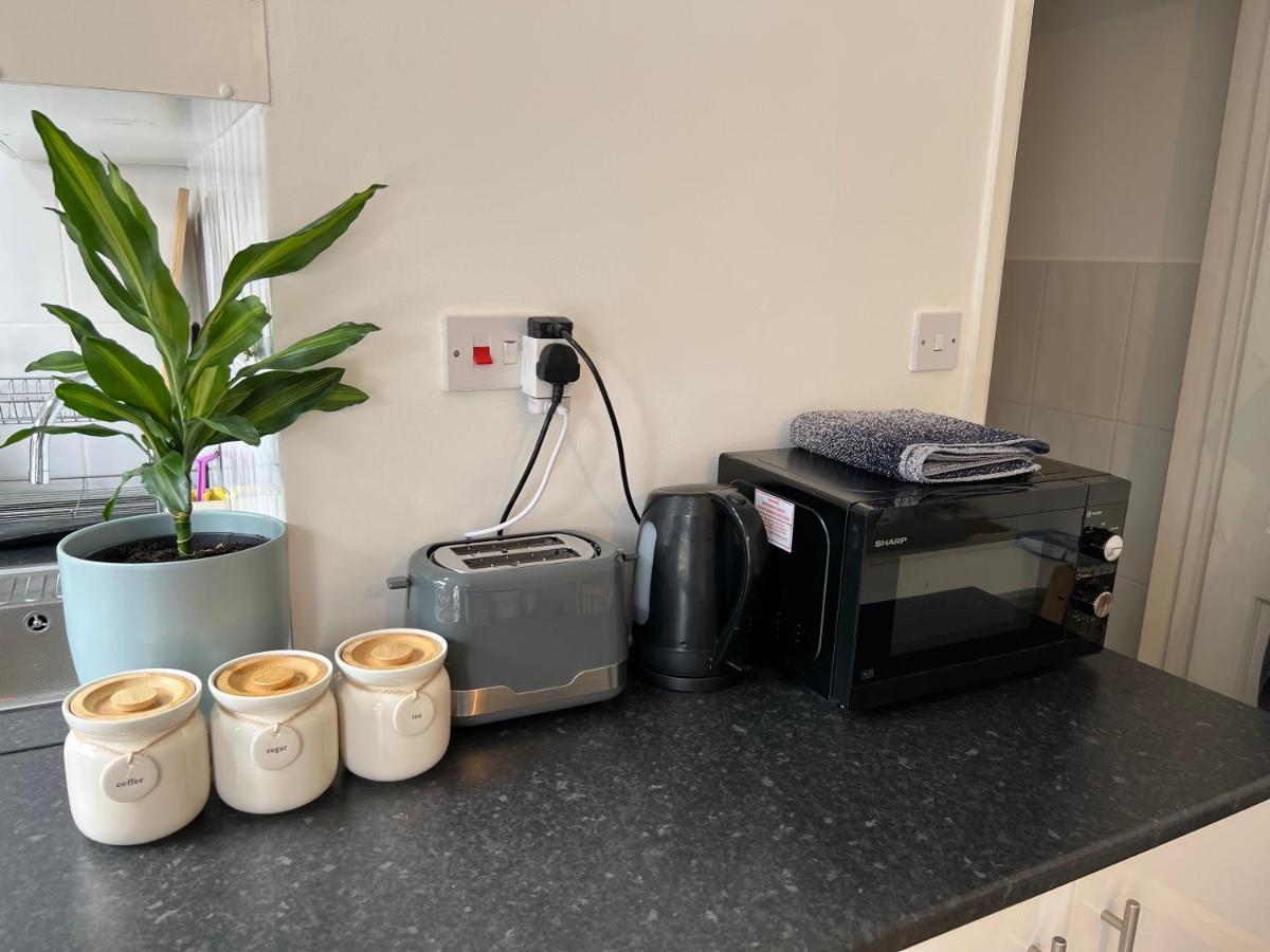 Appartamento Luxury 1Bed Holiday Flat-10 Minutes From London Bridge & 3Mins Walk To Lewisham Dlr Esterno foto